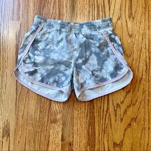 Girls Old Navy Active Shorts